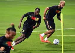 球盟会平台-米卢做客新浪聊欧洲杯