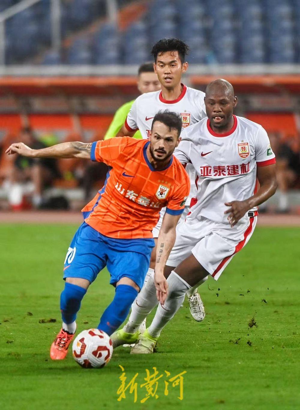 球盟会登录-山东泰山上海海港直播在线观看