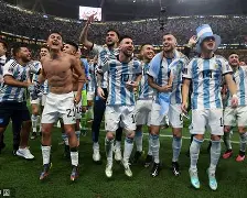 球盟会平台-热门球队遭遇劲敌,艰难赢得比赛