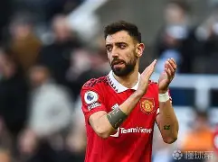 球盟会登录-曼联中场关键传球,协助球队取胜的是谁