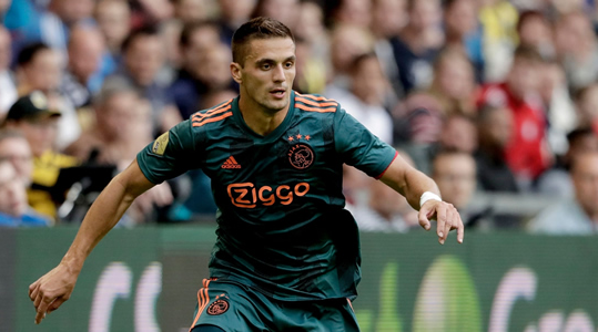 阿贾克斯主场叫什么